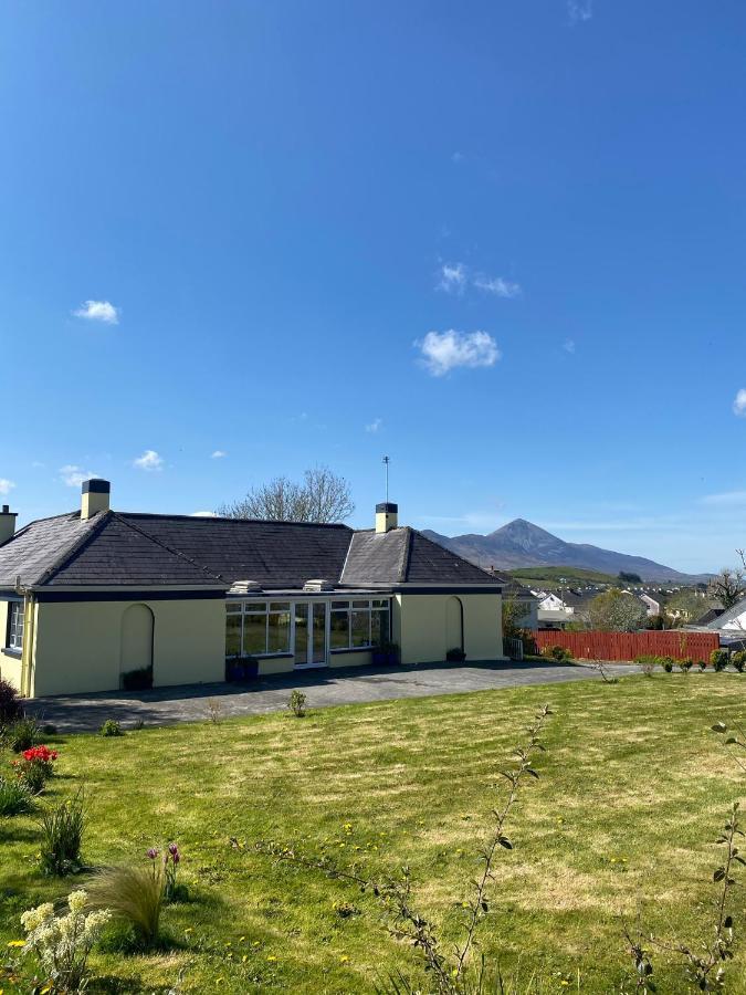 Quay Lodge Westport Exteriör bild