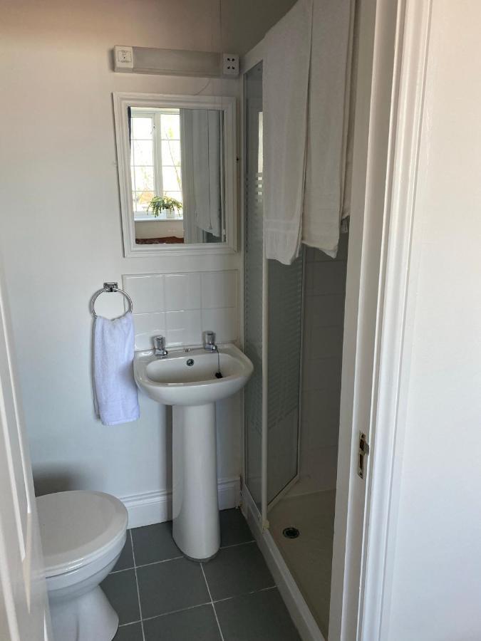 Quay Lodge Westport Exteriör bild